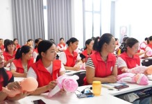 《探秘触手家攻略》（打破次元壁，开启全新游戏世界的大门）